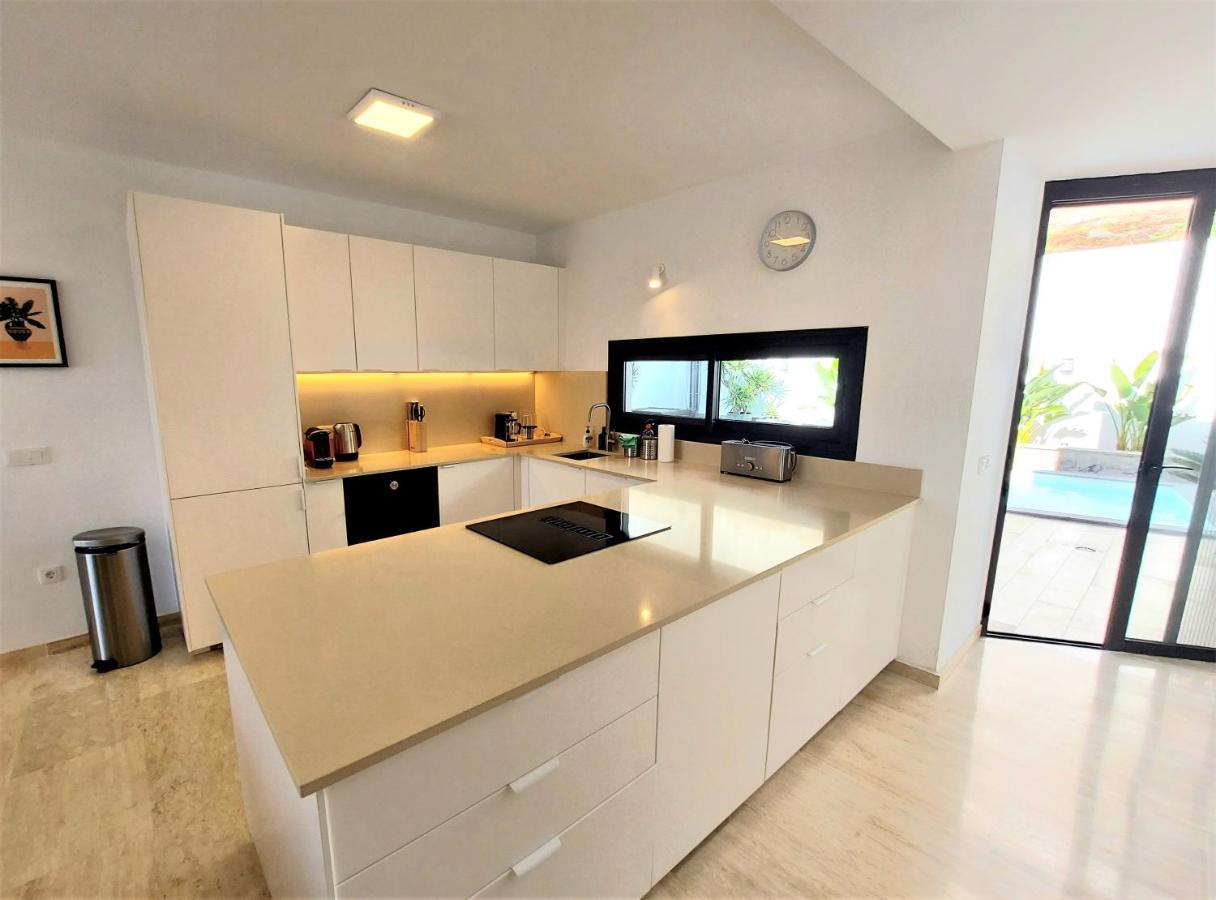 Villa Playa Amadores - Luxury Villa With Heated Pool Puerto Rico  Exteriör bild