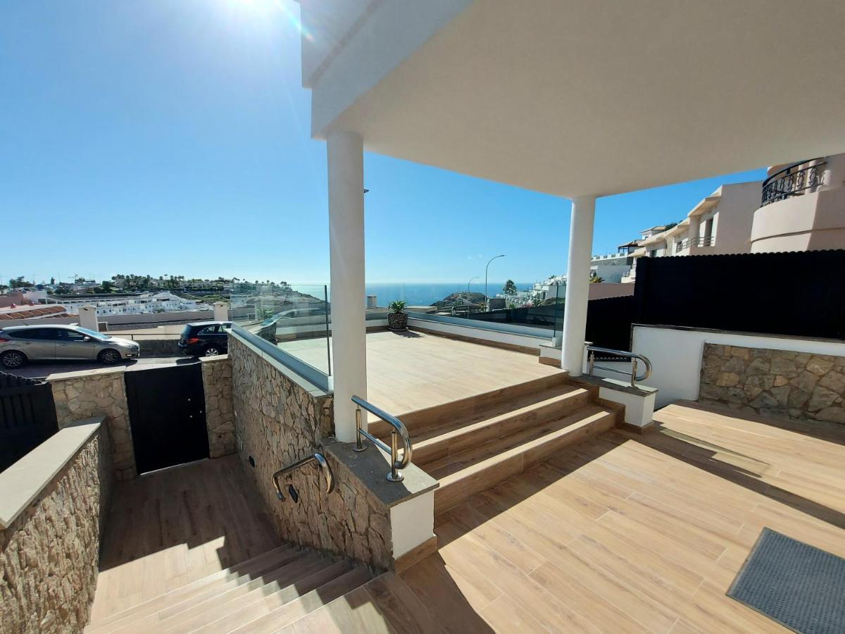 Villa Playa Amadores - Luxury Villa With Heated Pool Puerto Rico  Exteriör bild