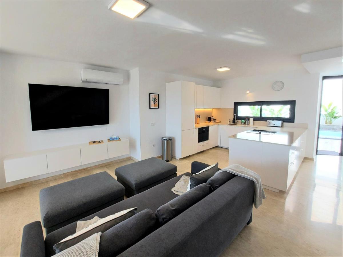 Villa Playa Amadores - Luxury Villa With Heated Pool Puerto Rico  Exteriör bild